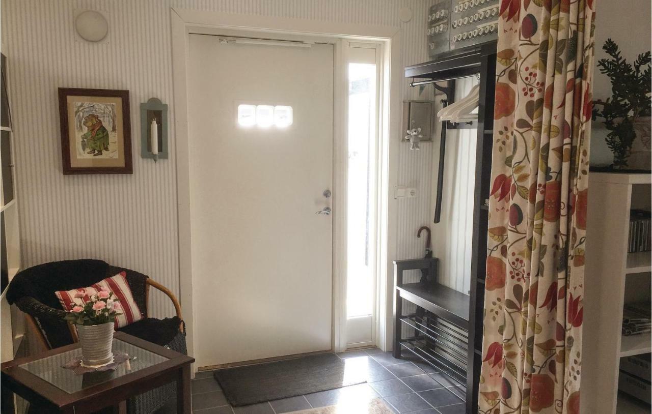 Cozy Home In Borgholm With Wifi Ngoại thất bức ảnh